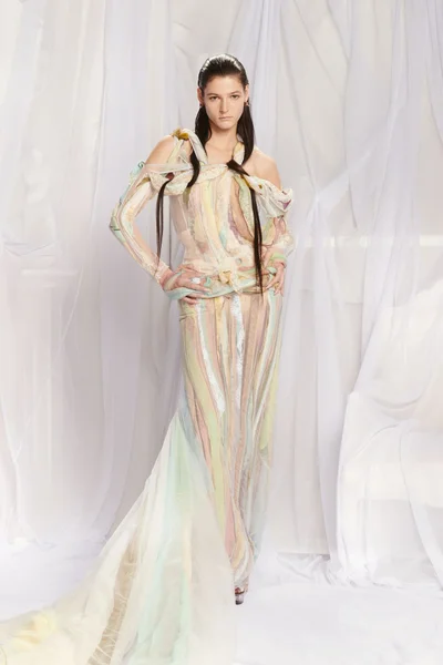 Look 22